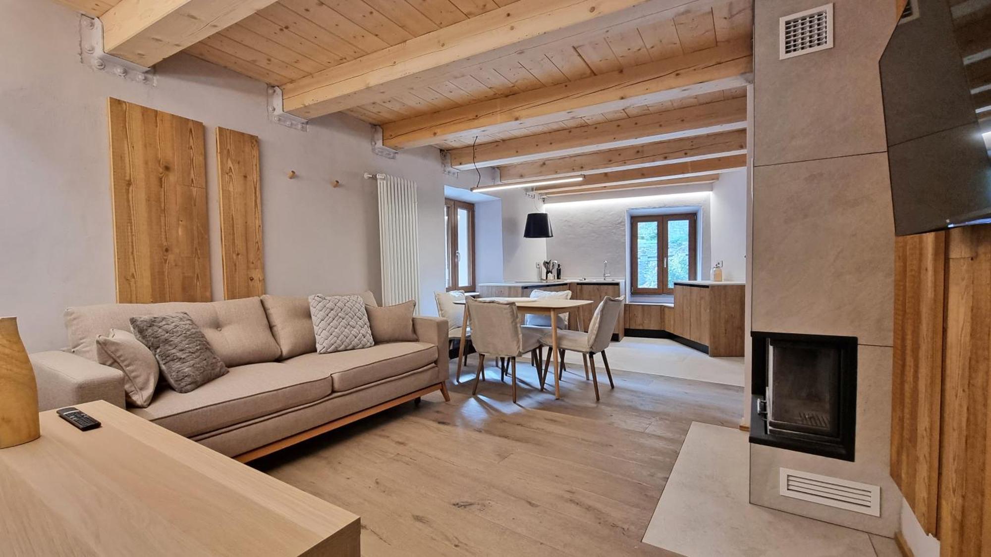 Alpine Chic Retreat * Courmayeur