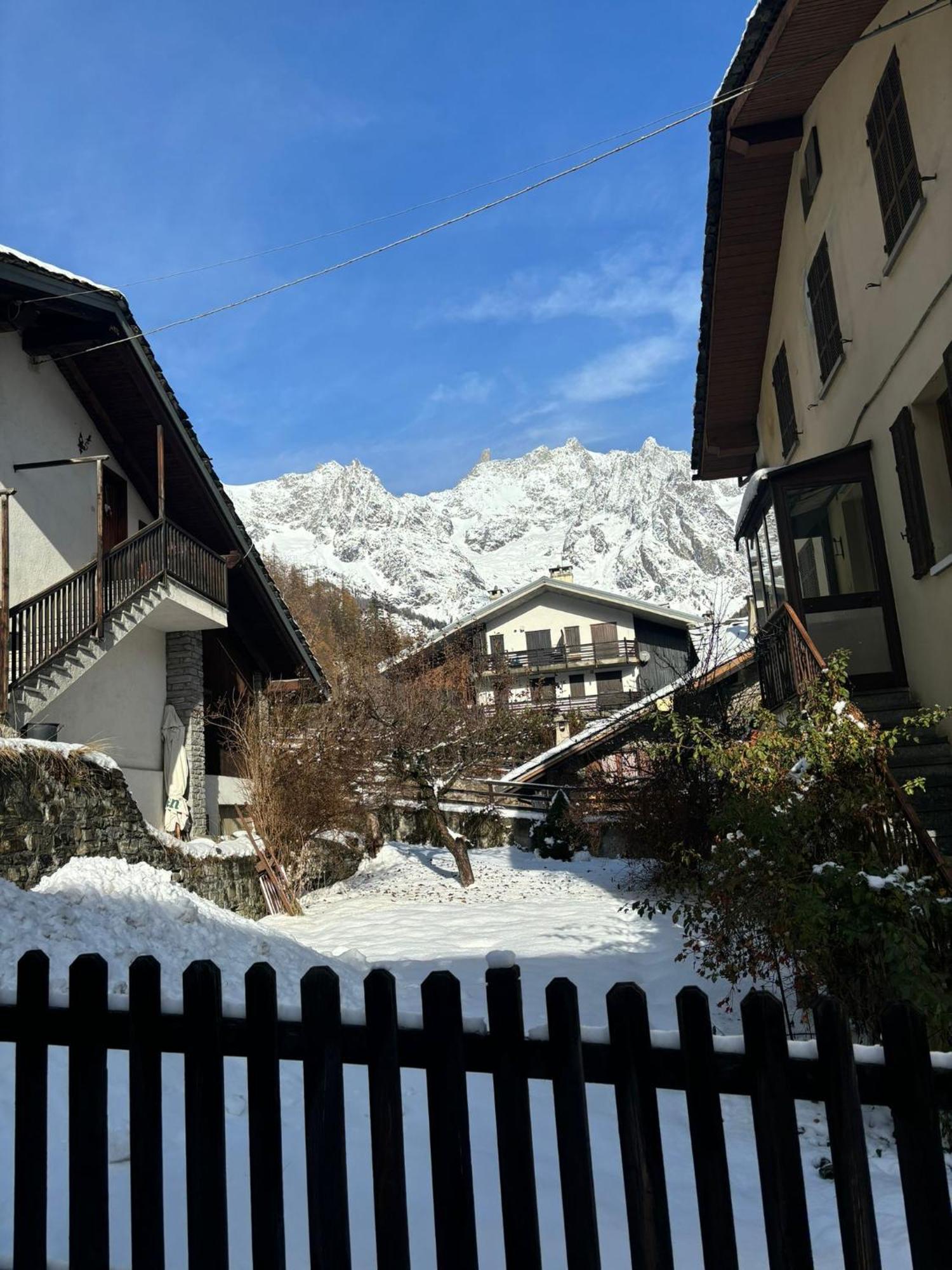 Alpine Chic Retreat * Courmayeur